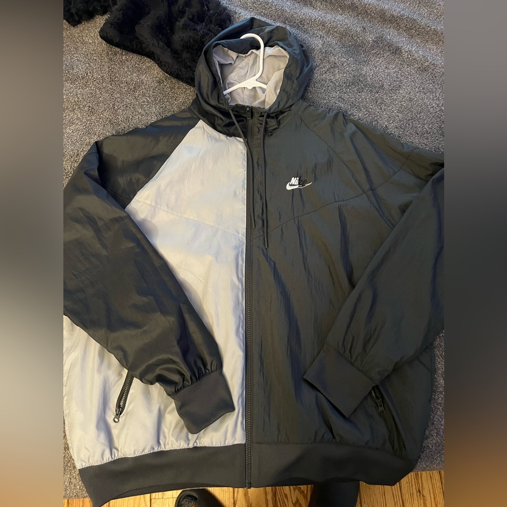 Nike windbreaker